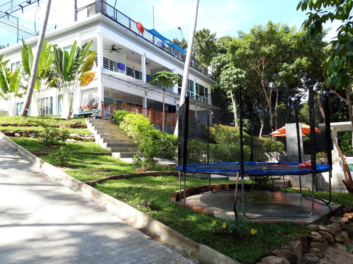 Padel Phangan Suite Чалоклам Экстерьер фото