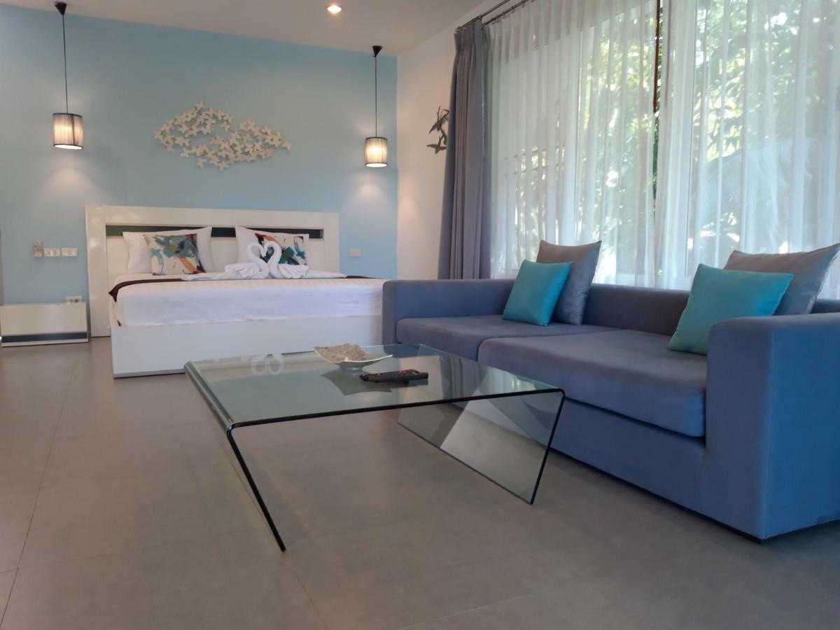 Padel Phangan Suite Чалоклам Экстерьер фото