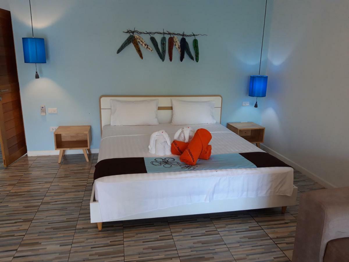 Padel Phangan Suite Чалоклам Экстерьер фото